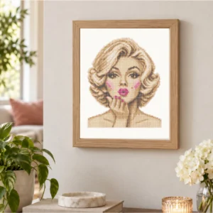 Marilyn Monroe Blowing Kiss